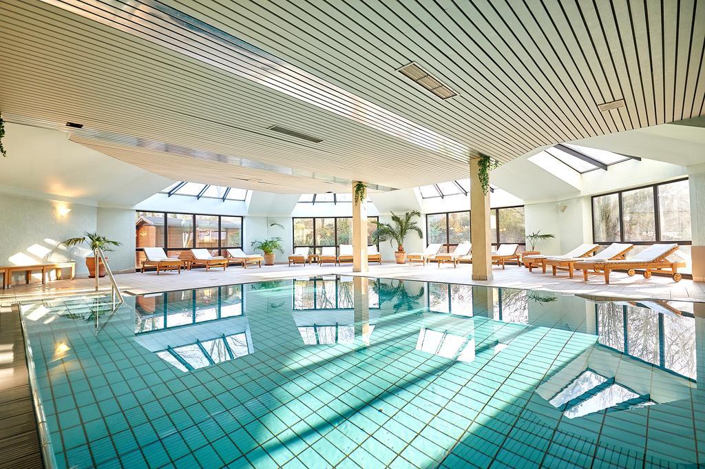 Hotel Moselpark 贝恩卡斯特尔-屈斯 外观 照片
